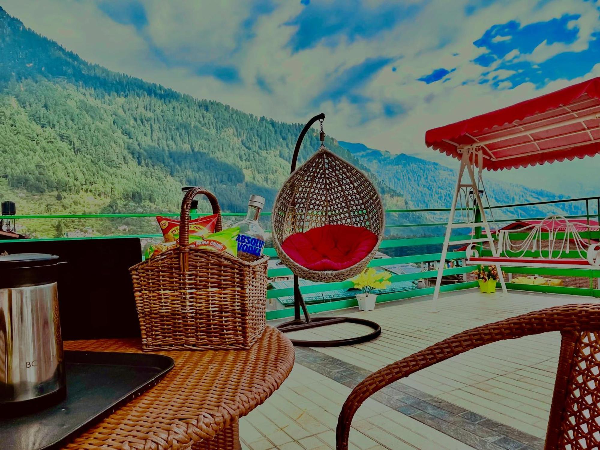Tata Vista Resort Mall Road Manali - Centrally Heated & Air Cooled Eksteriør bilde