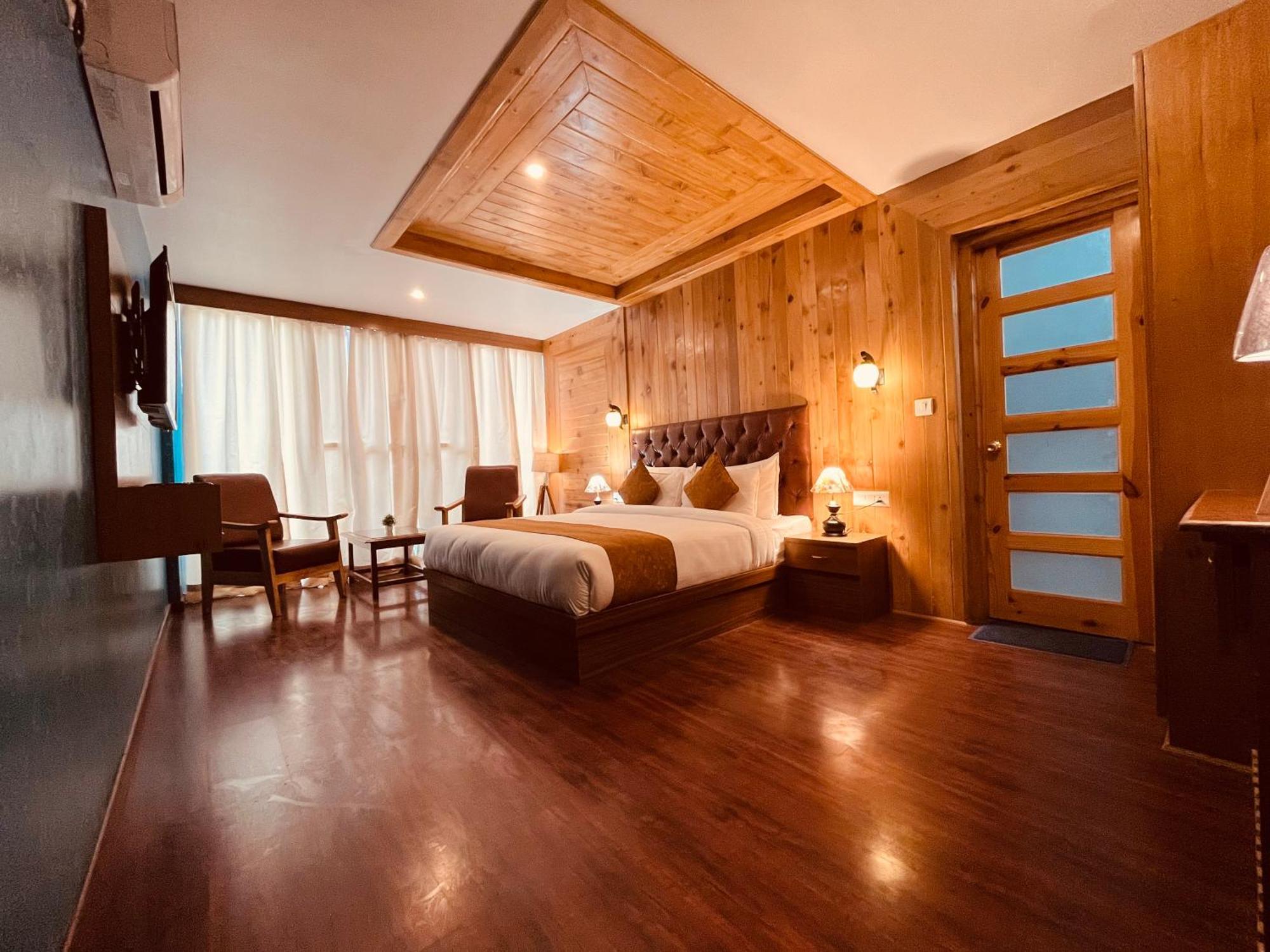 Tata Vista Resort Mall Road Manali - Centrally Heated & Air Cooled Eksteriør bilde