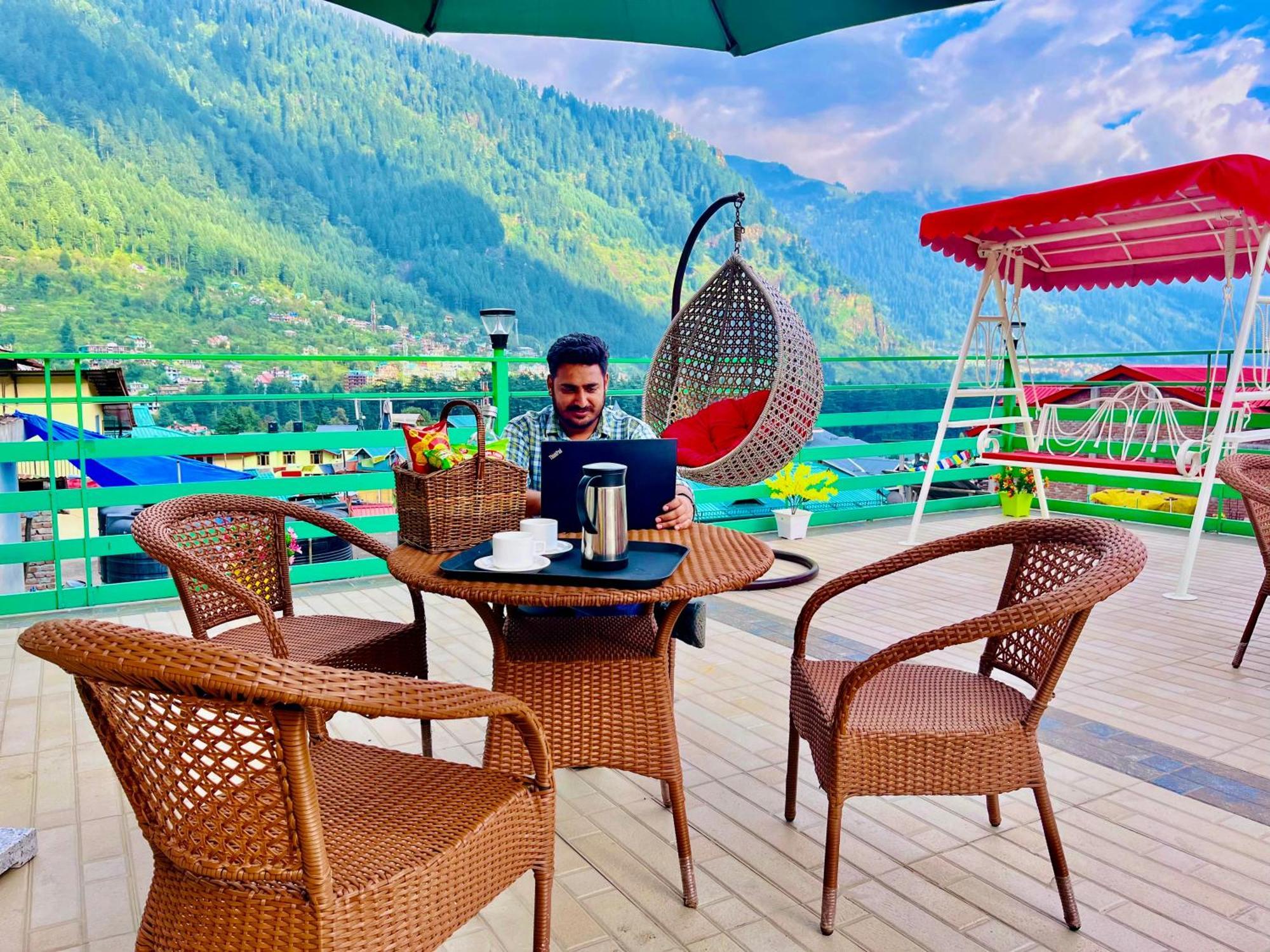 Tata Vista Resort Mall Road Manali - Centrally Heated & Air Cooled Eksteriør bilde