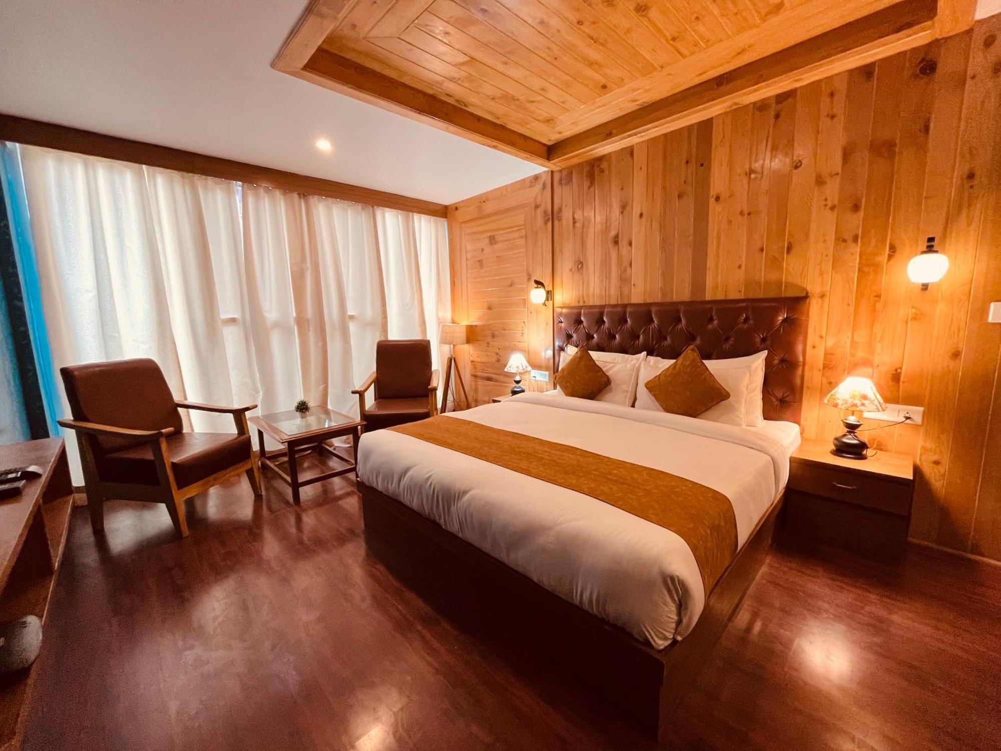 Tata Vista Resort Mall Road Manali - Centrally Heated & Air Cooled Eksteriør bilde