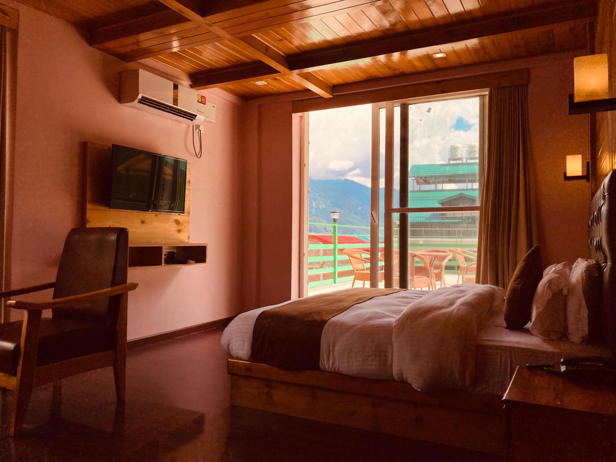 Tata Vista Resort Mall Road Manali - Centrally Heated & Air Cooled Eksteriør bilde